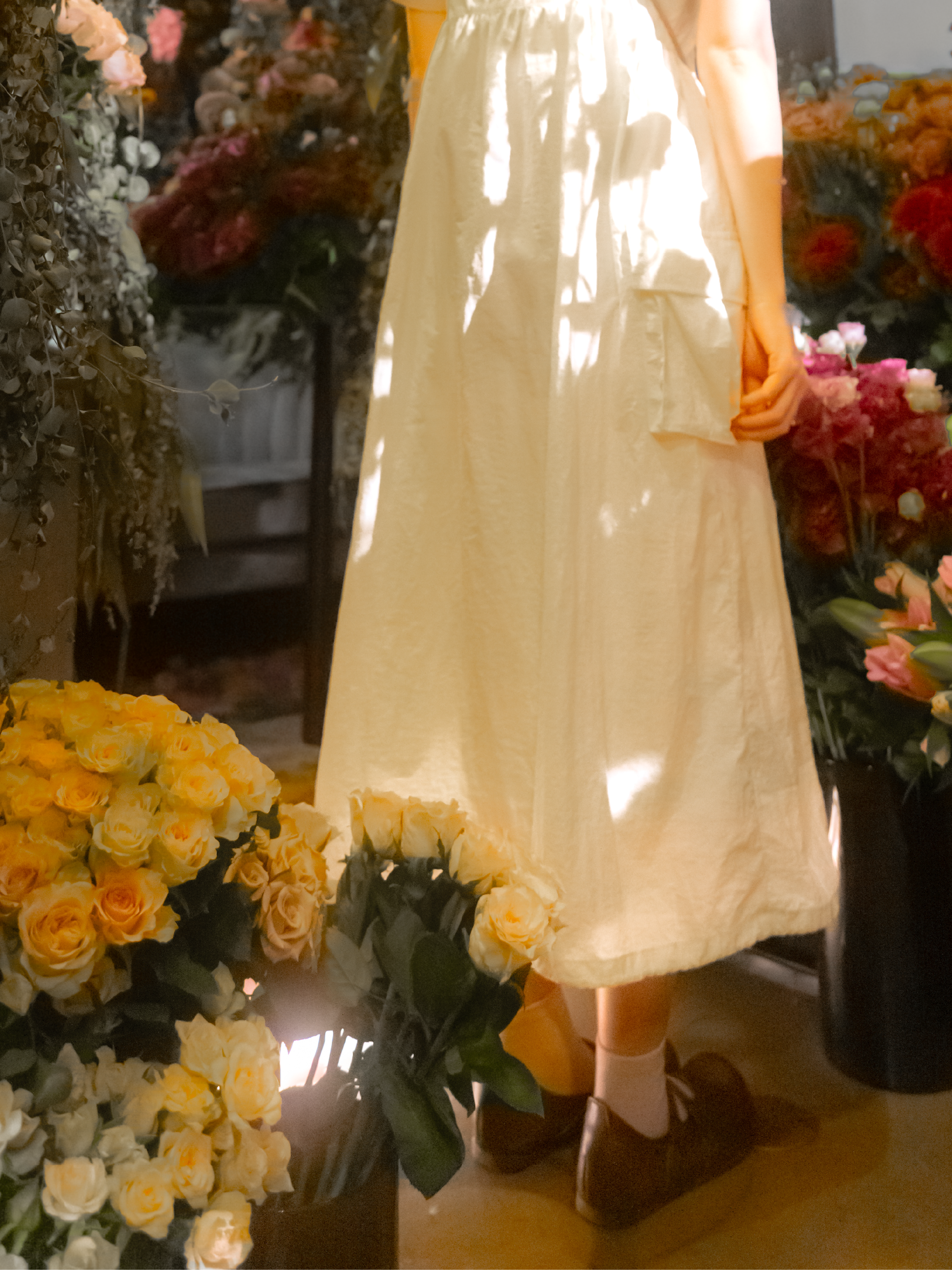 スタッフがお出迎え。スマートフォンで会員証を提示いただき、お席にご案内。